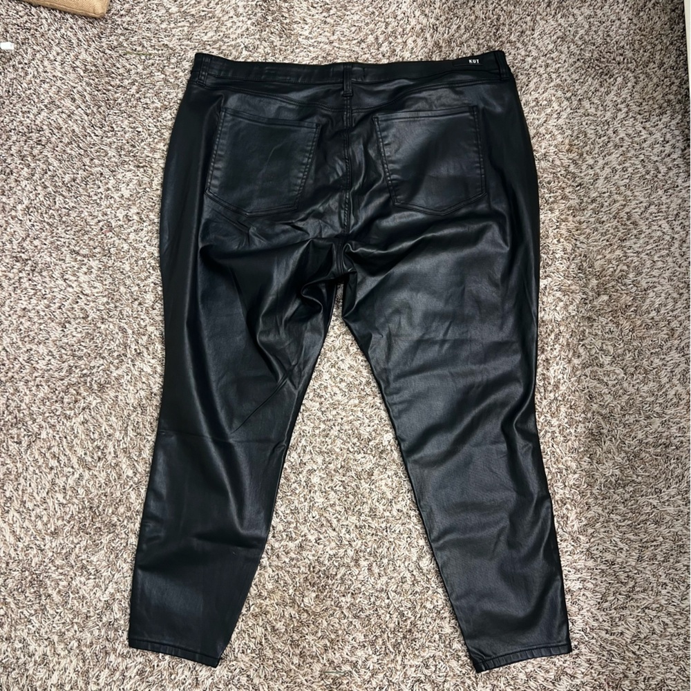 NWOT Kut From The Kloth Coated Leather Black Jeans - Picture 4 of 6
